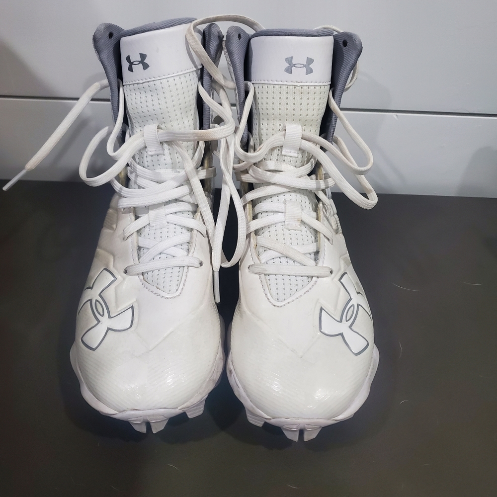 Under Armour Highlight Junior cleats